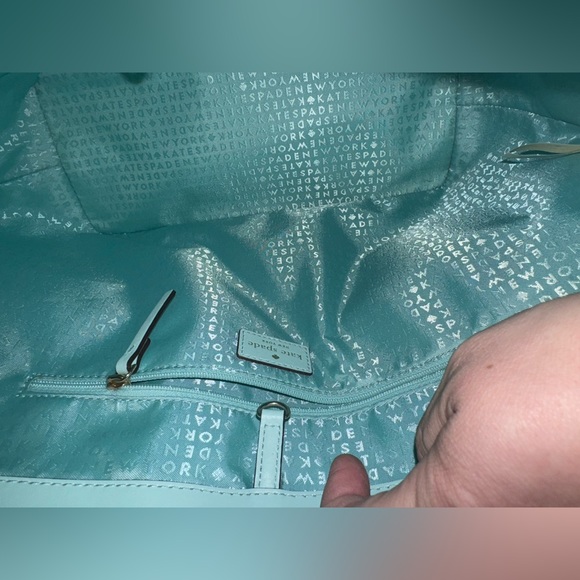 EUC Kate Spade Large Tote - Picture 5 of 6